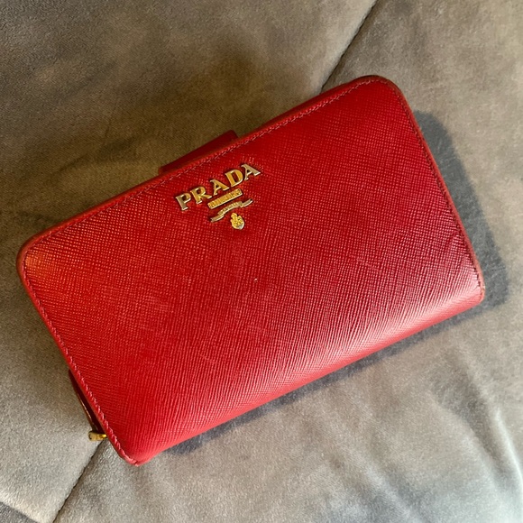 Prada Wallet - Picture 1 of 7
